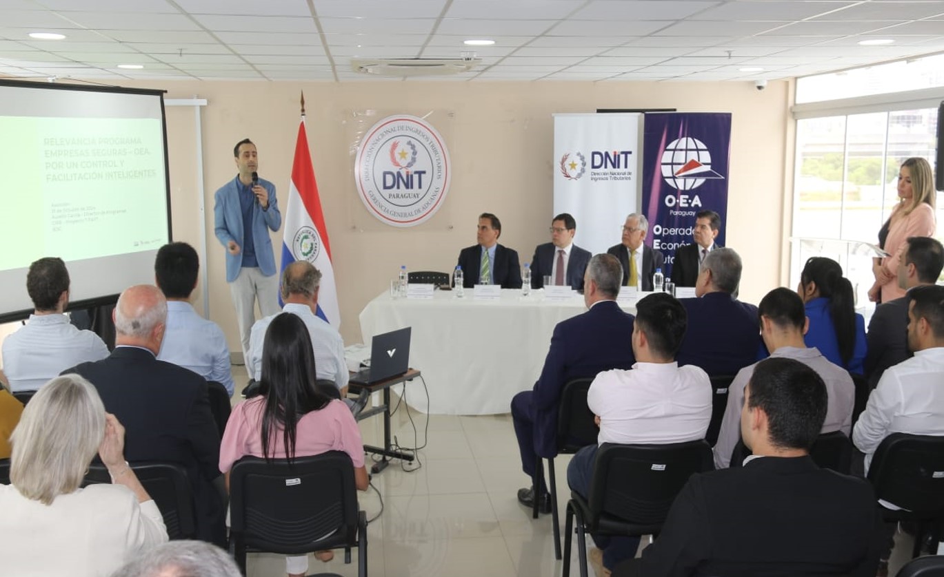 Exposición realizada durante el acto de entrega de certificados OEA