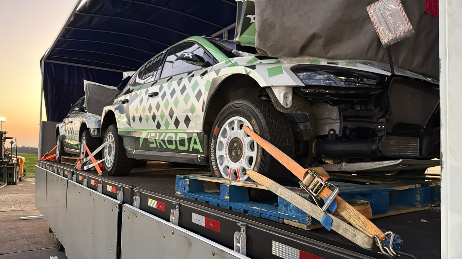 Primeros vehículos del WRC Rally del Paraguay 2025 ya están en el país