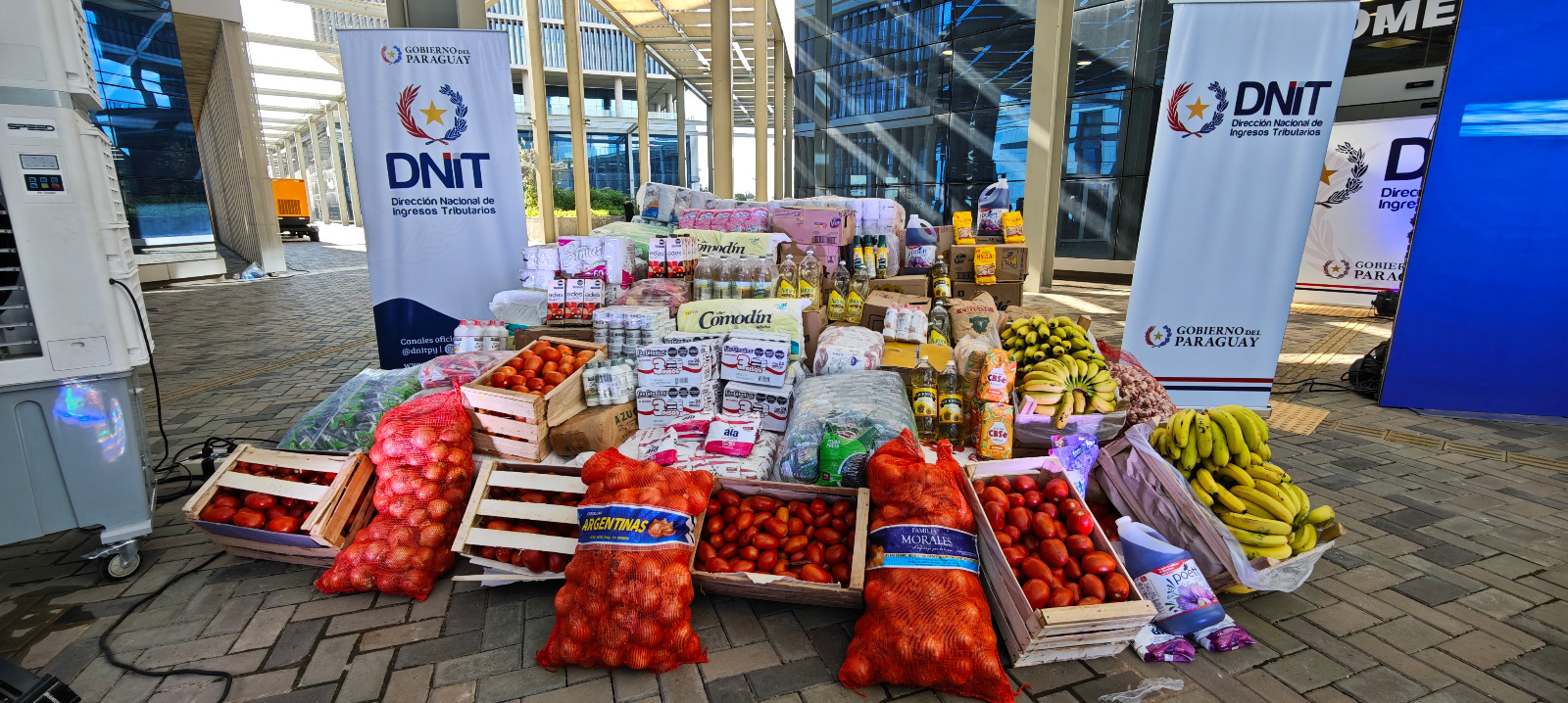 DNIT donó más de 390 toneladas de mercaderías incautadas en el primer semestre del año