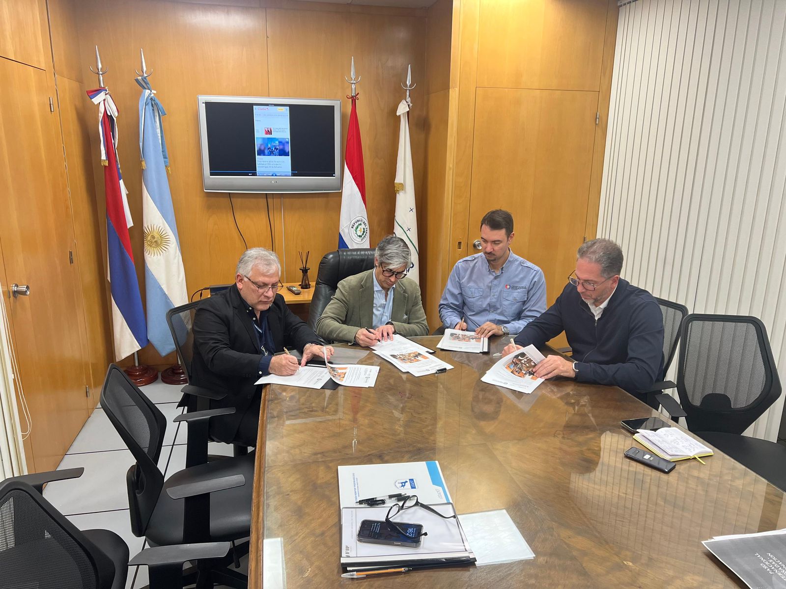 Buscan agilizar el tránsito entre Encarnación y Posadas