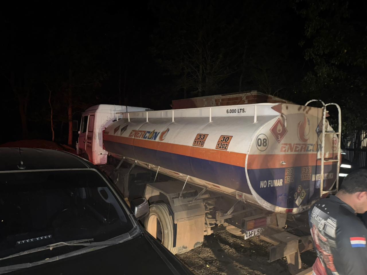 Incautan en Sapucai camión con 29 mil litros de combustible sin documentación legal