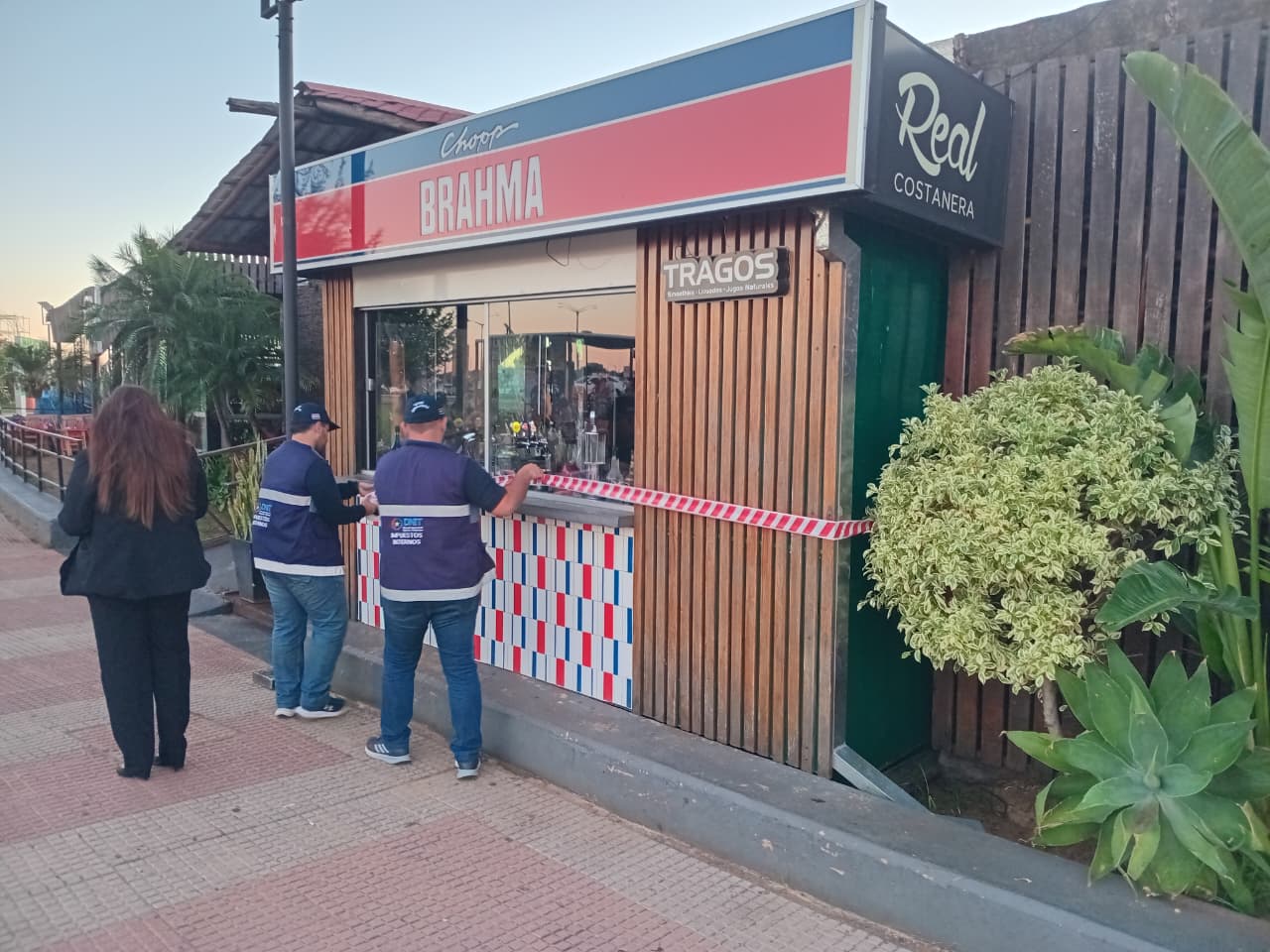 DNIT suspende actividades de locales en Encarnación y Luque por incumplimientos tributarios