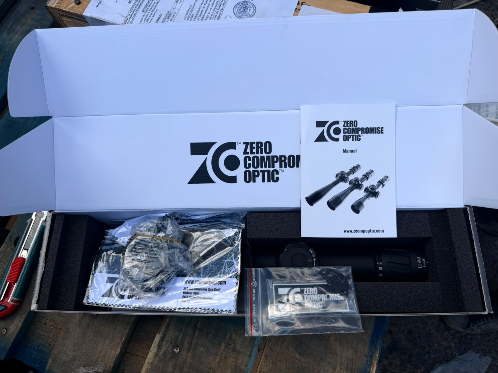 DNIT detecta armas de fuego y accesorios en cargas de courier